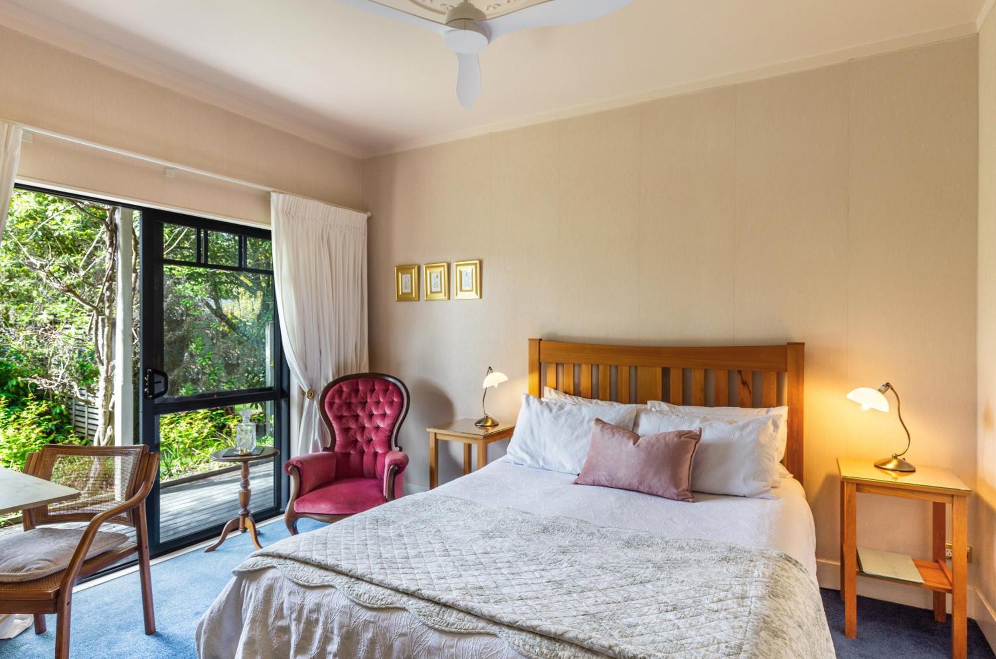 Olive Rabbit - Boutique Bed & Breakfast Turangi Exterior photo